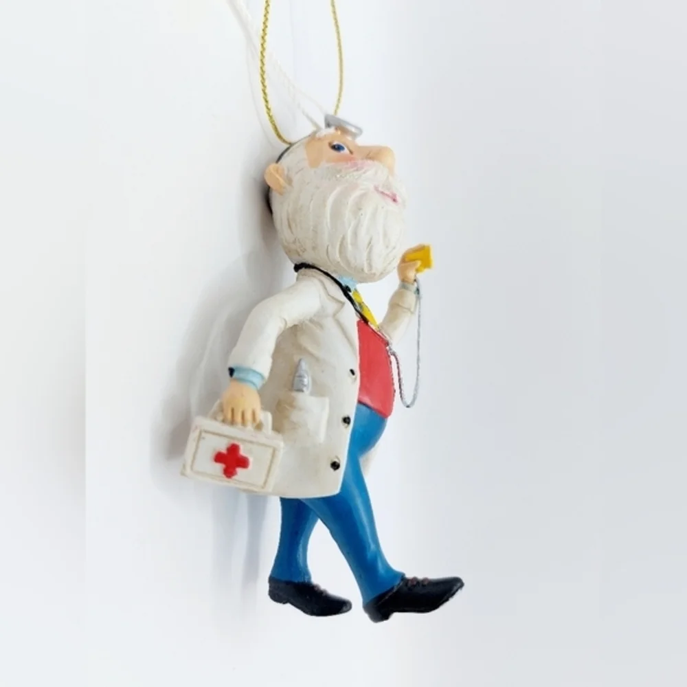 2011 North Pole Collection Doctor Ornament‎